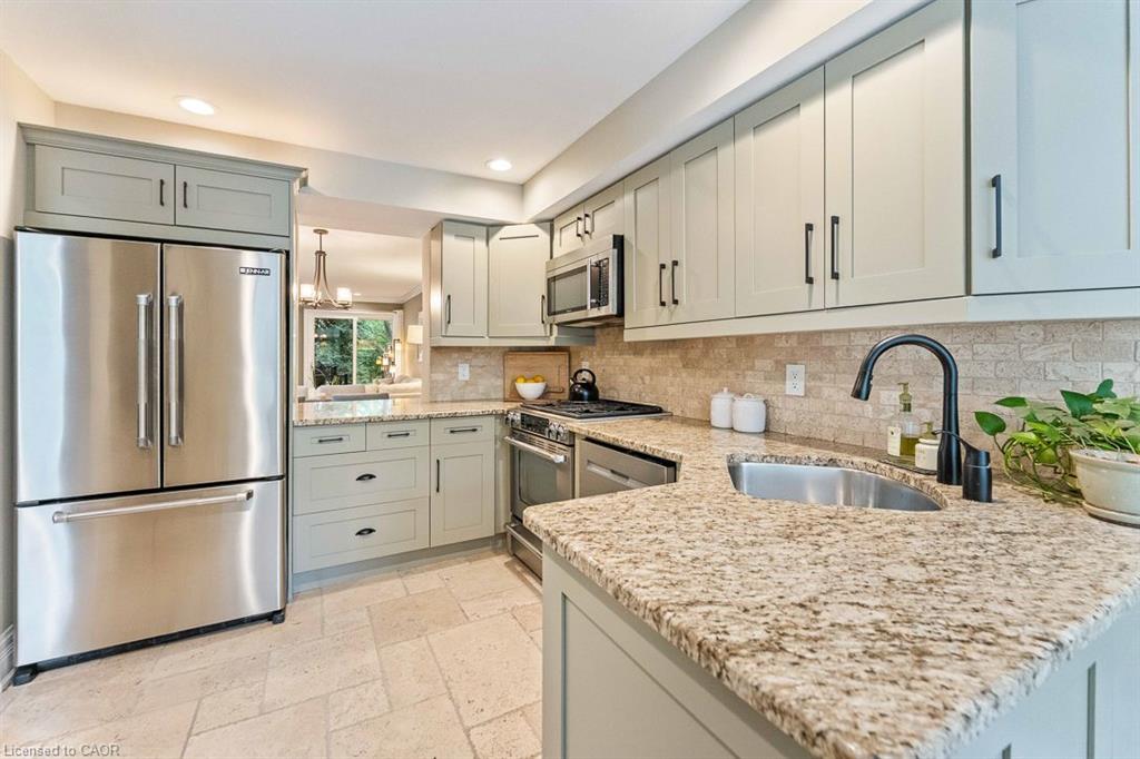 2331 Marine Drive Property Photo 6