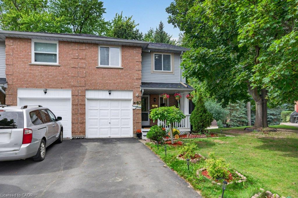 67 Grandridge Crescent Property Photo 2