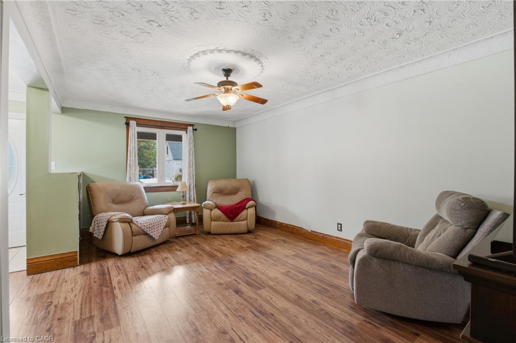 5196 Ontario Avenue Property Photo 8