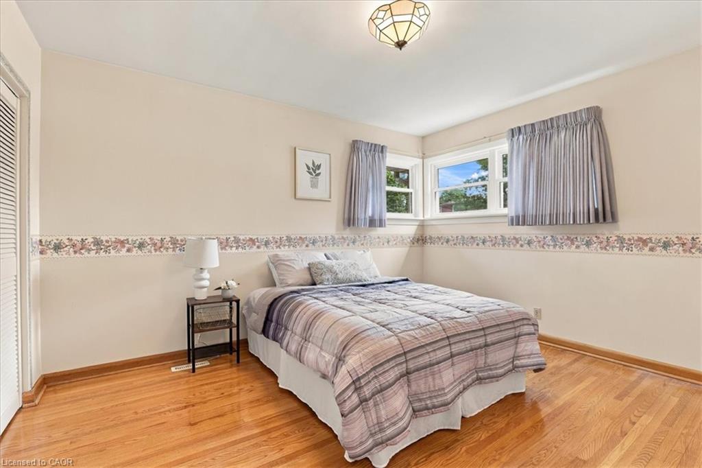 1054 Union Street Property Photo 17