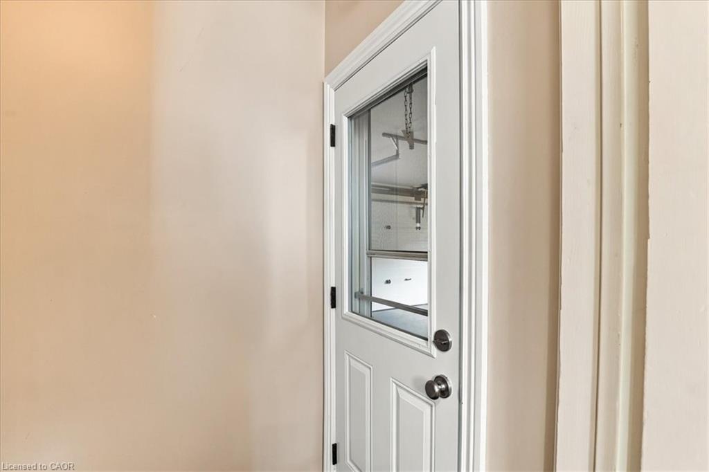 1054 Union Street Property Photo 22