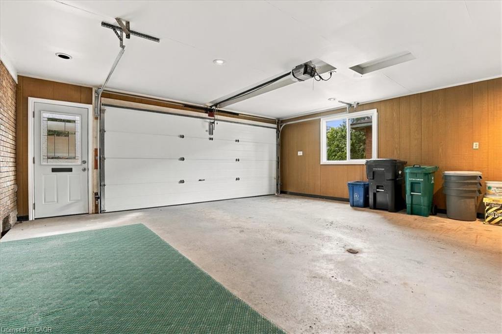 1054 Union Street Property Photo 23