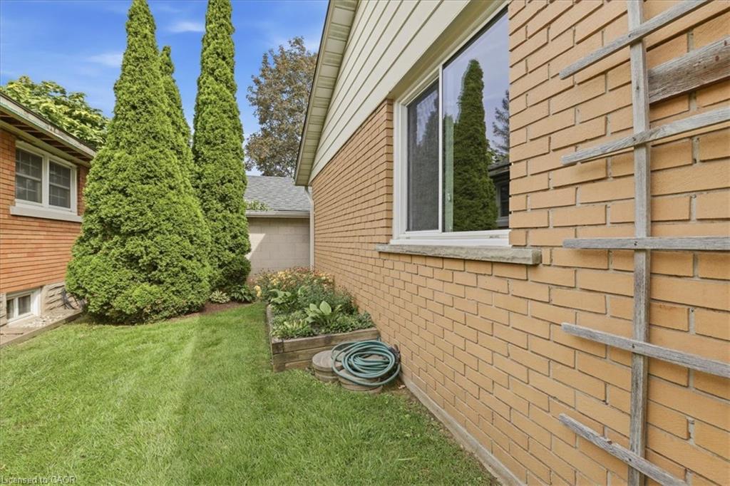 1054 Union Street Property Photo 34
