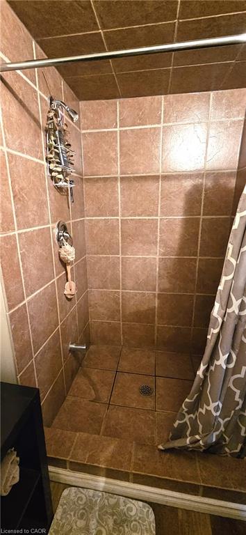 74 Locke Street N Property Photo 7