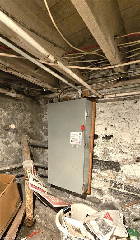 74 Locke Street N Property Photo 13