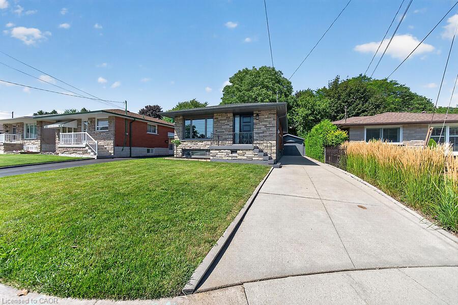 26 Parklands Drive Property Photo 4