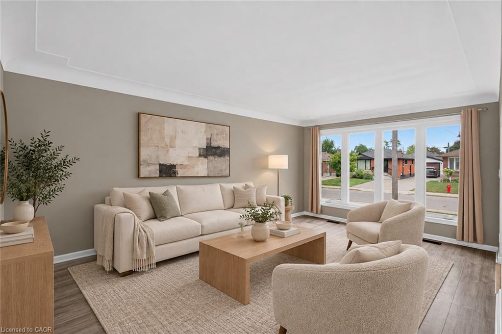 40 Clarendon Avenue Property Photo 6