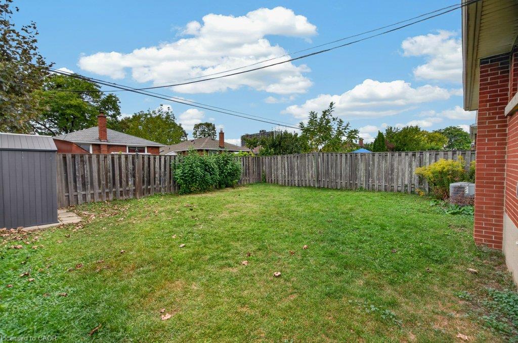 40 Clarendon Avenue Property Photo 39