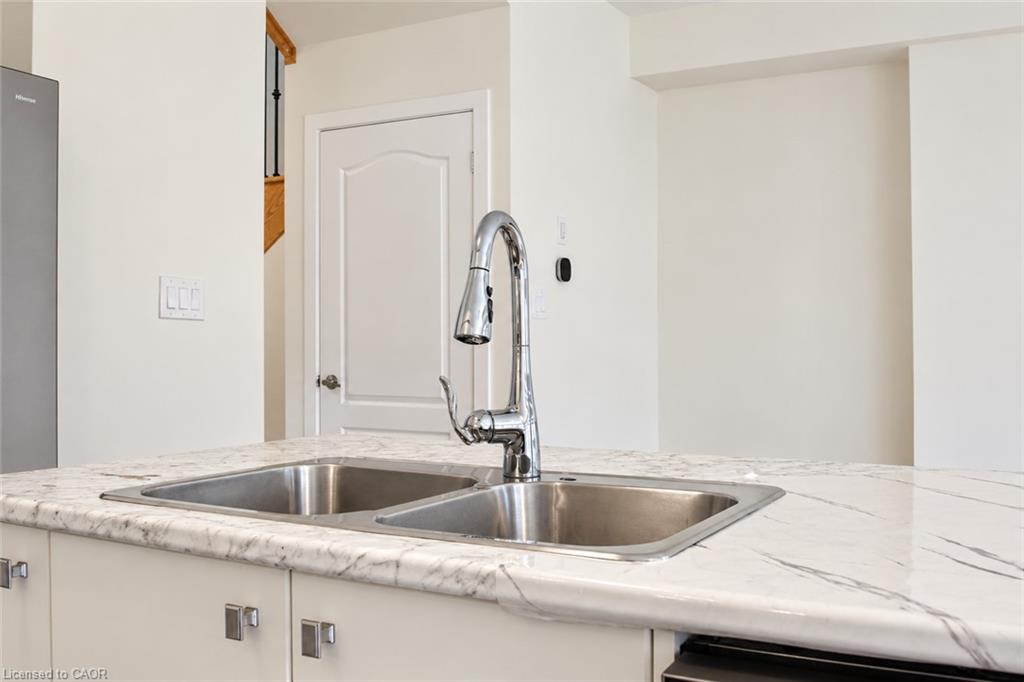 38 Lilac Circle Property Photo 18