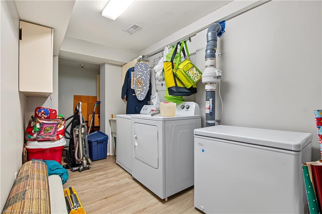 2940 Headon Forest Drive Property Photo 21
