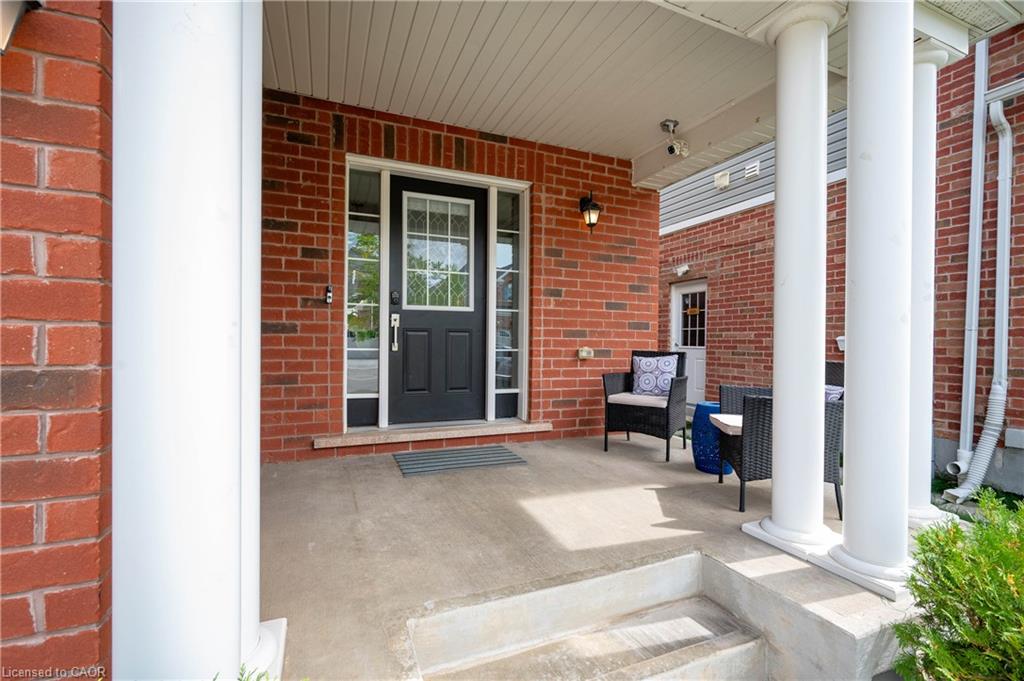 19 Glenvista Drive Property Photo 4
