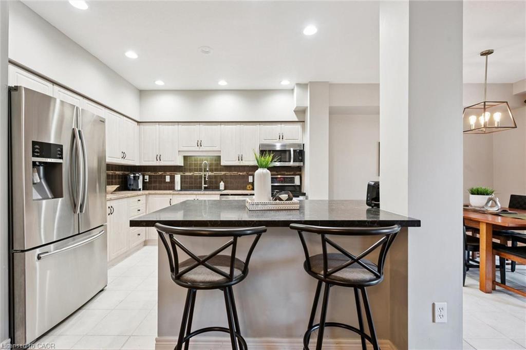 51 Spencer Crescent Property Photo 1