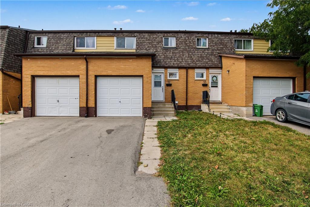 32-1444 Upper Ottawa Street Property Photo 1