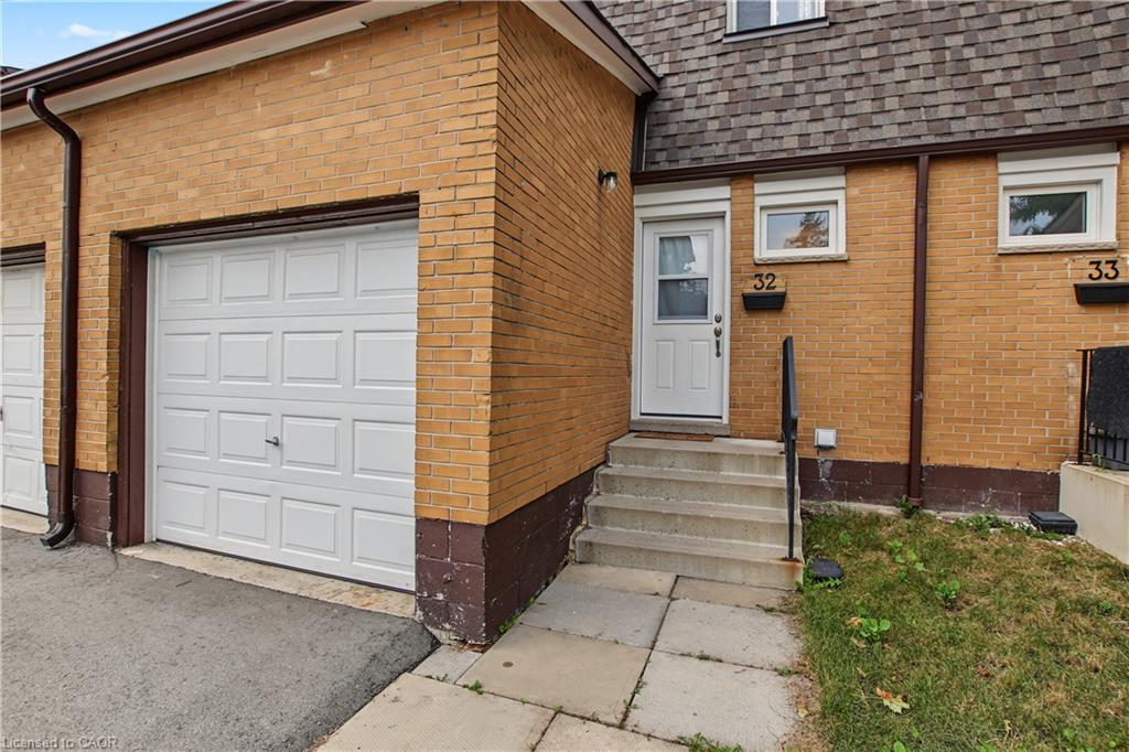 32-1444 Upper Ottawa Street Property Photo 3