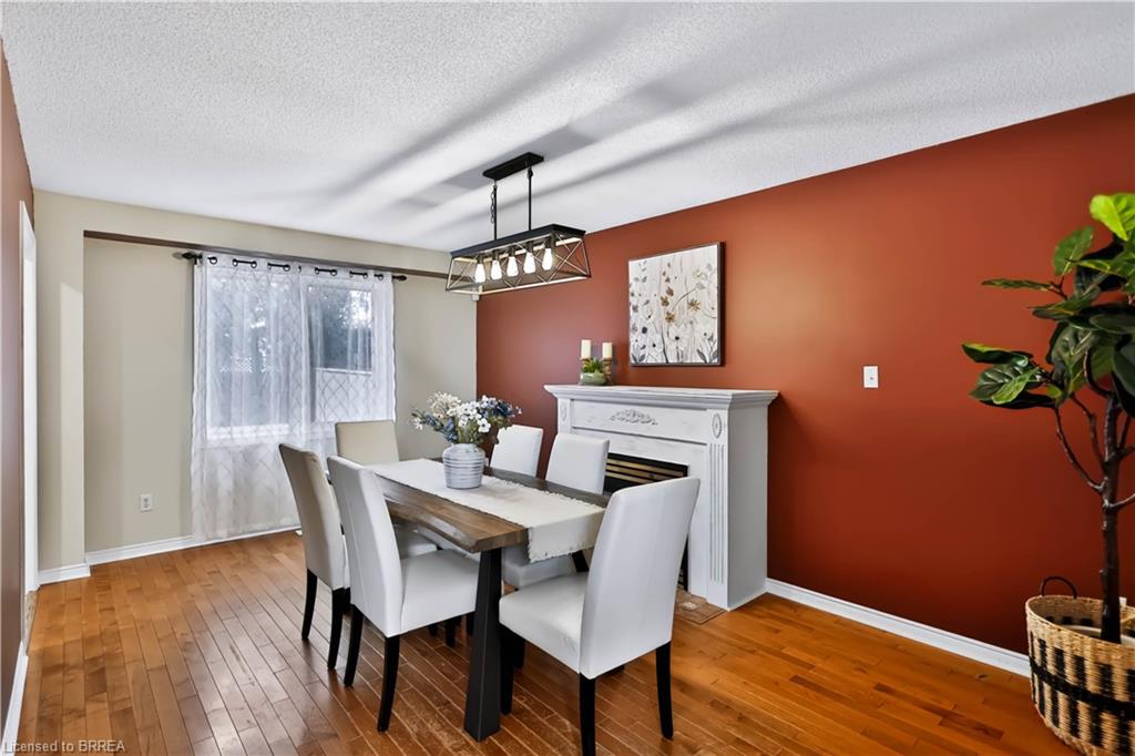 19 Hyslop Drive Property Photo 11