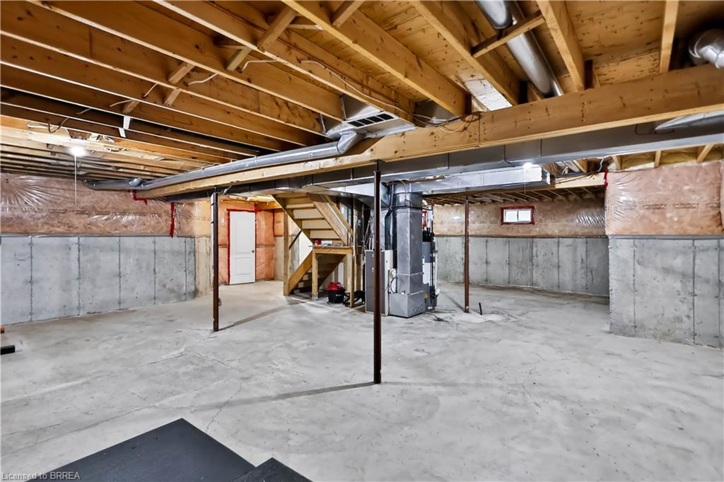 19 Hyslop Drive Property Photo 29
