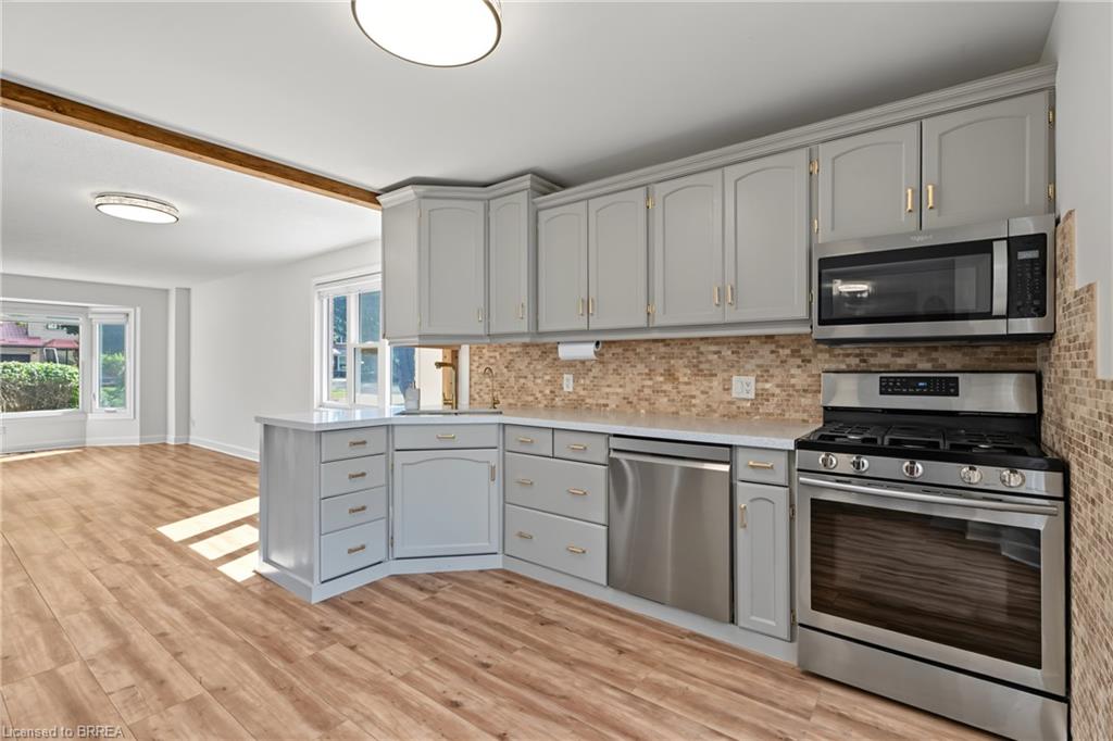 141 Race Street Property Photo 6