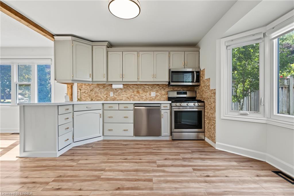 141 Race Street Property Photo 7