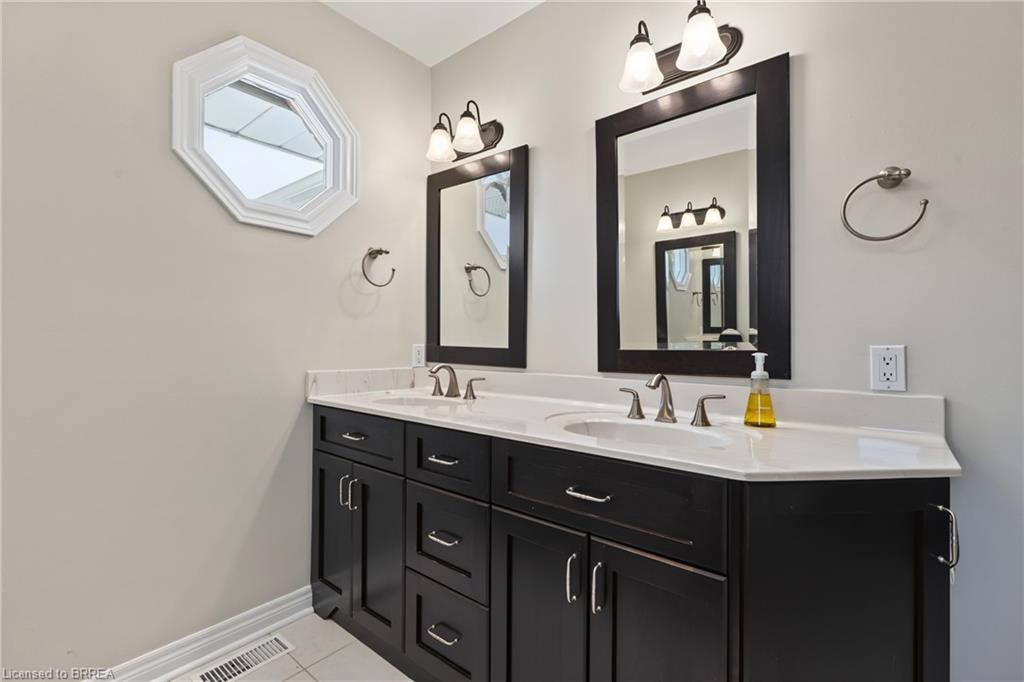 141 Race Street Property Photo 15