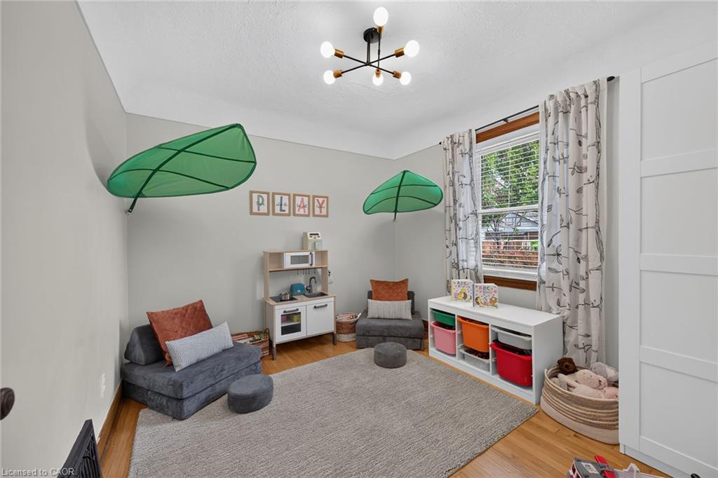25 Woodbridge Road Property Photo 17