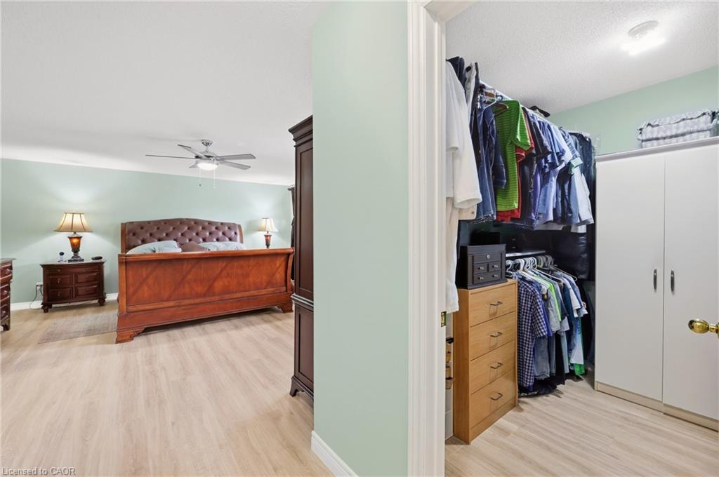 1094 Gorham Way Property Photo 32