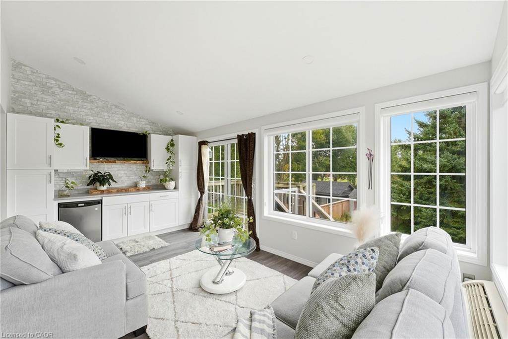 283 Fennel Street Property Photo 9