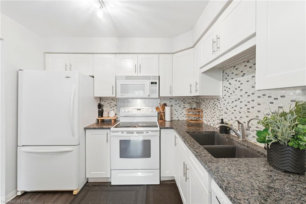283 Fennel Street Property Photo 14