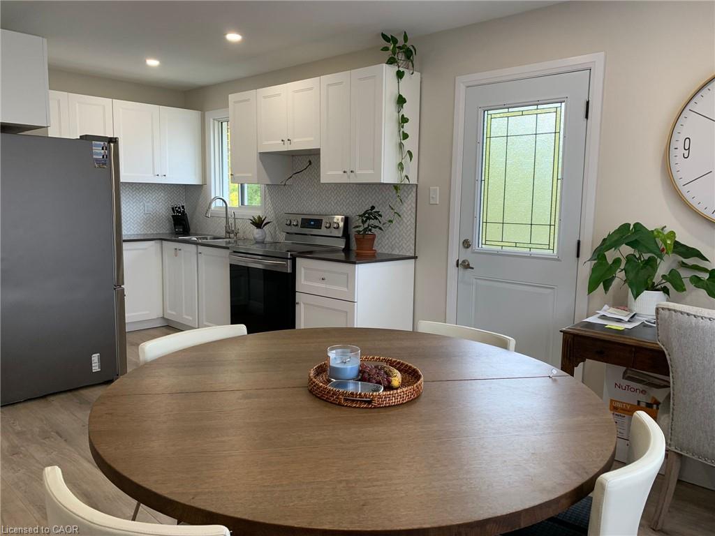 3-226 Heiman Street Property Photo 6