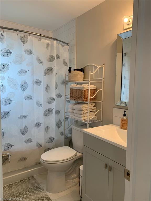 3-226 Heiman Street Property Photo 10