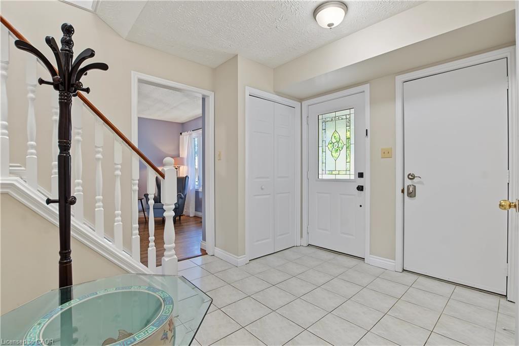 71 Linda Drive Property Photo 6