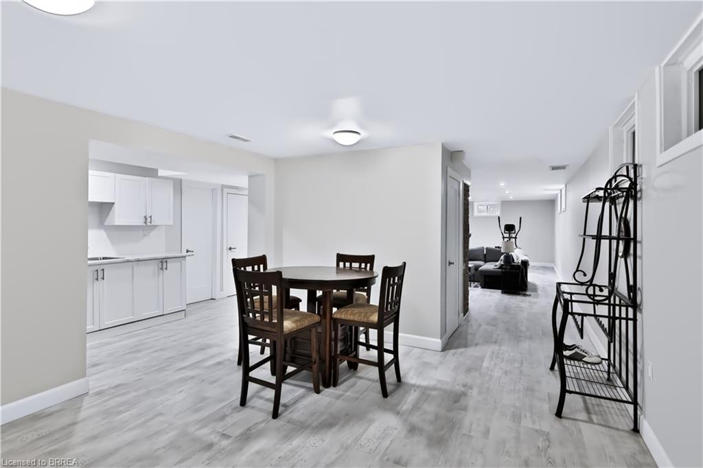 70 River Road Property Photo 26