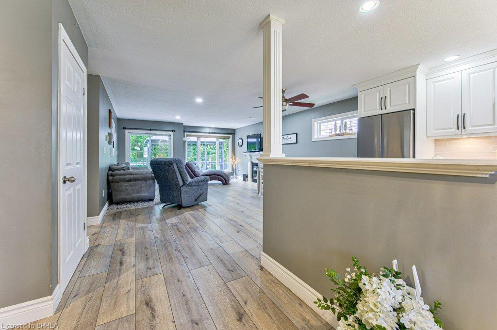 423 Poldon Drive Property Photo 8