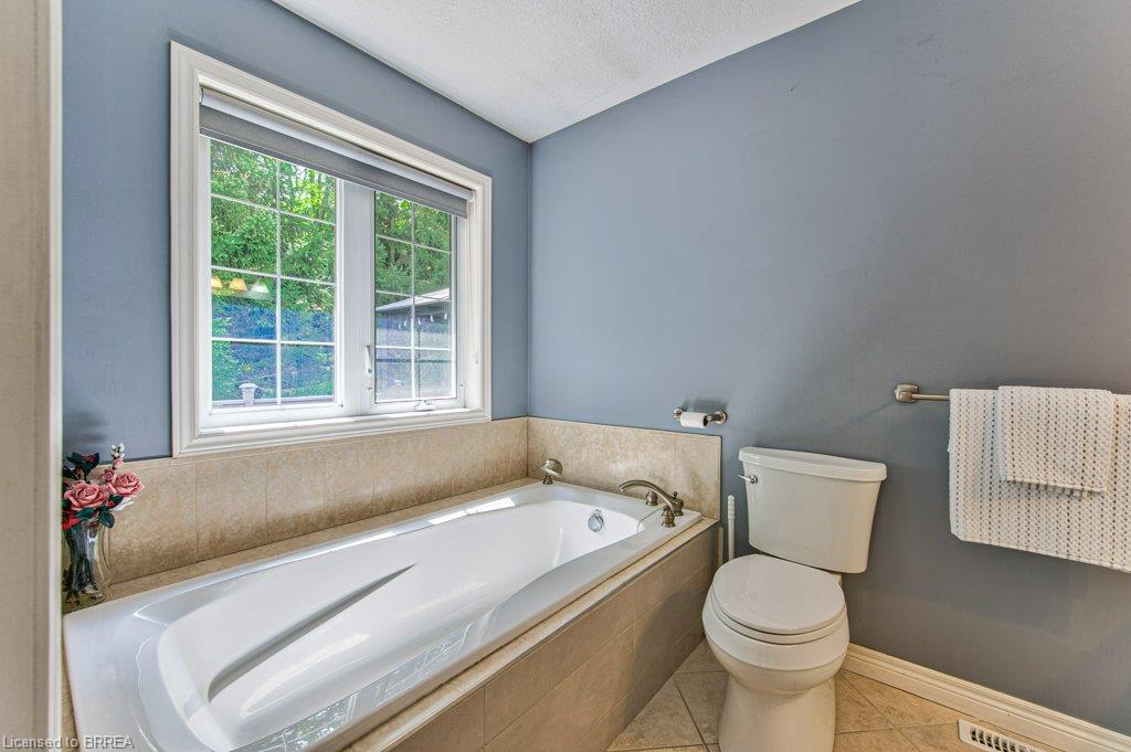 423 Poldon Drive Property Photo 25