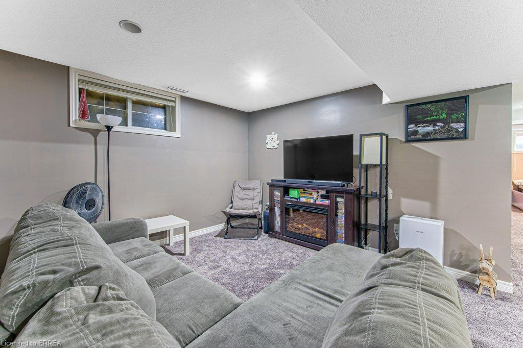 423 Poldon Drive Property Photo 28