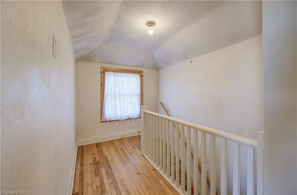 174 Bridgeport Road E Property Photo 17