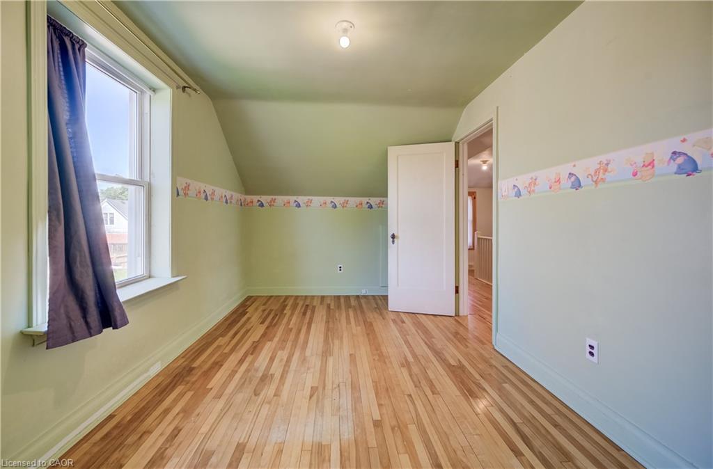 174 Bridgeport Road E Property Photo 22