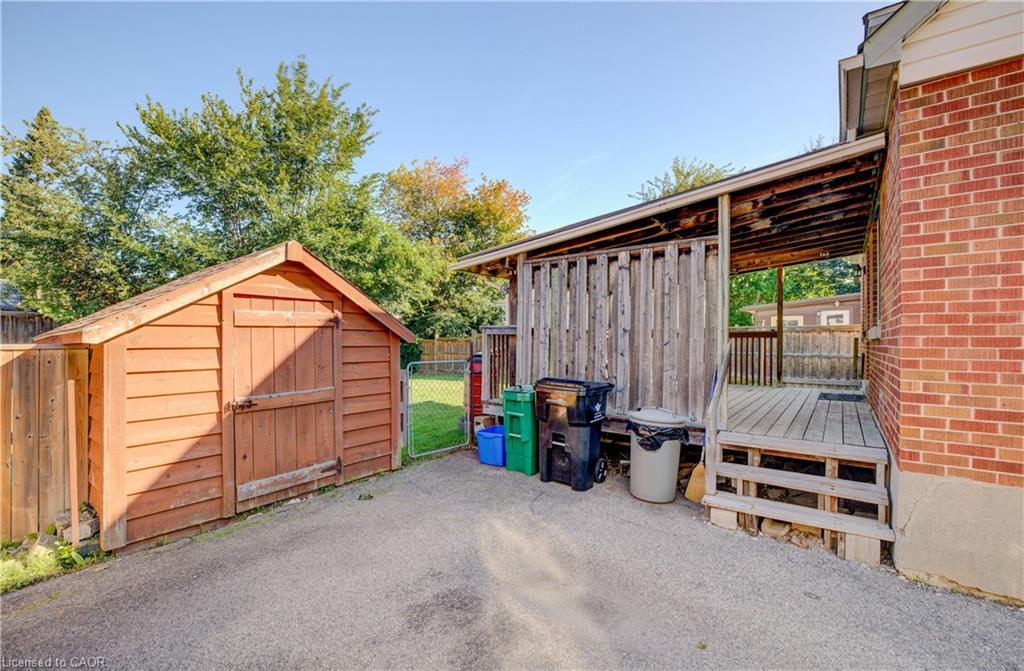 174 Bridgeport Road E Property Photo 30