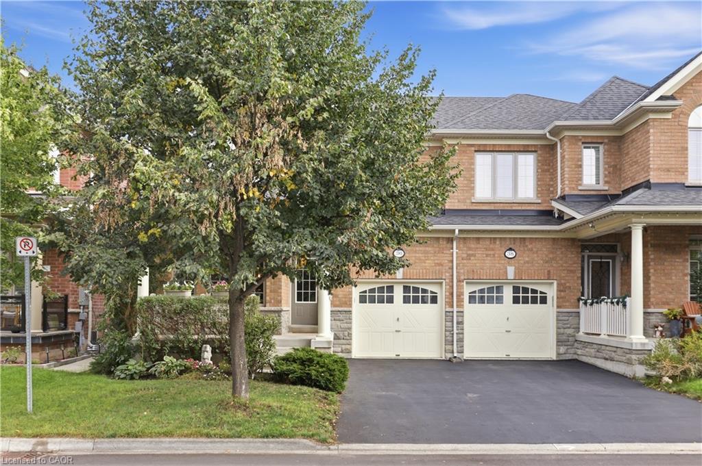 36 Aird Court Property Photo 2