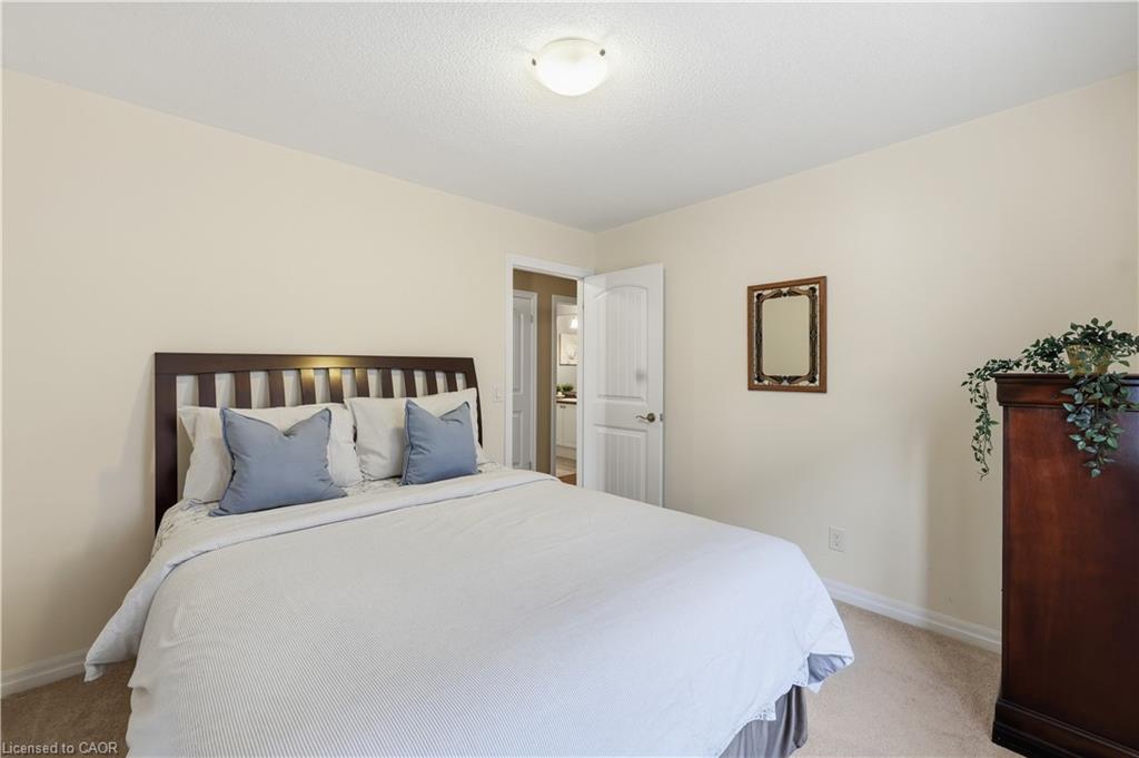 36 Aird Court Property Photo 18