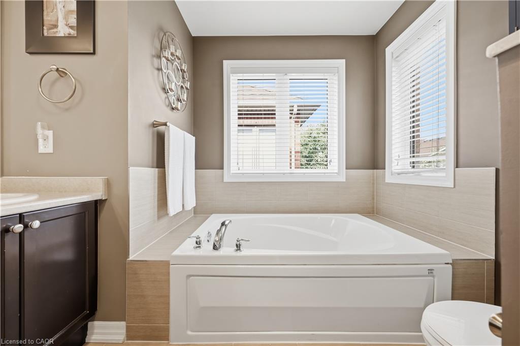 36 Aird Court Property Photo 24