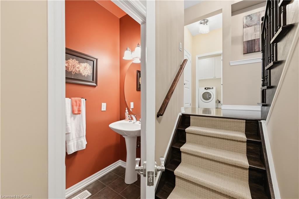 36 Aird Court Property Photo 28