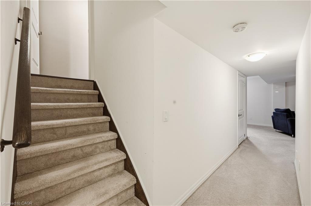 36 Aird Court Property Photo 29