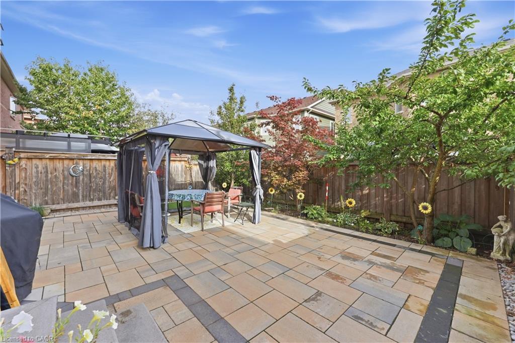 36 Aird Court Property Photo 33