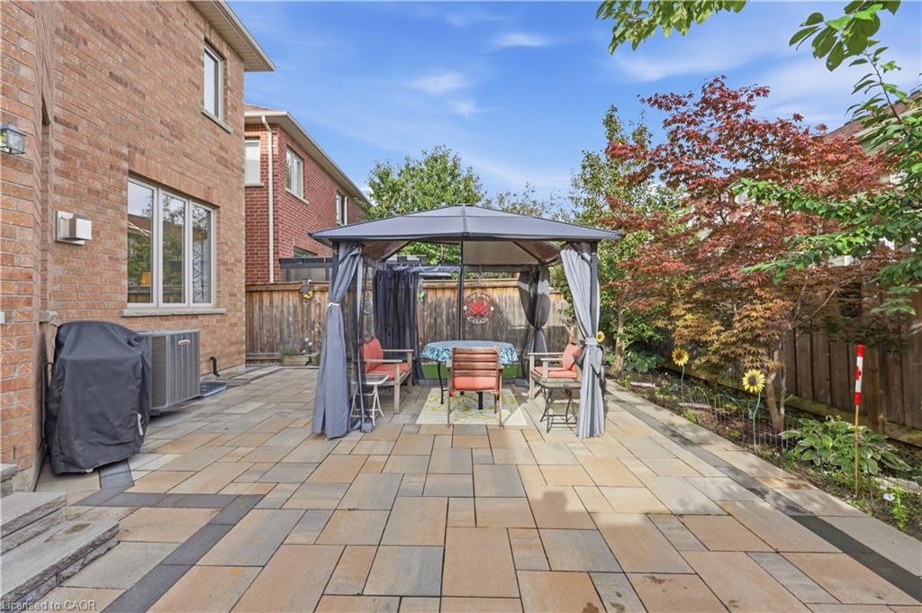 36 Aird Court Property Photo 34