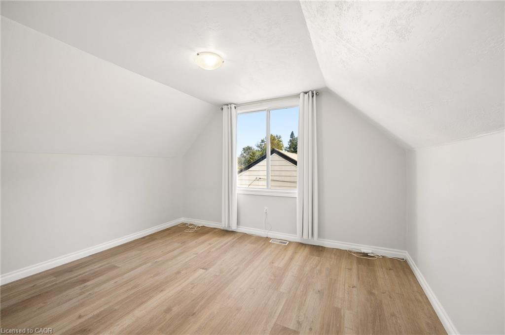 40 Perth Road Property Photo 21