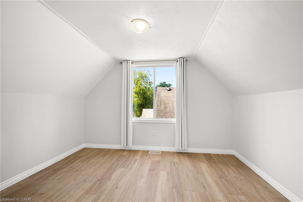 40 Perth Road Property Photo 23