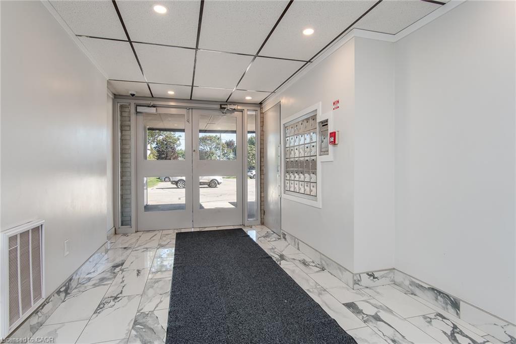 310-71 Vanier Drive Property Photo 6
