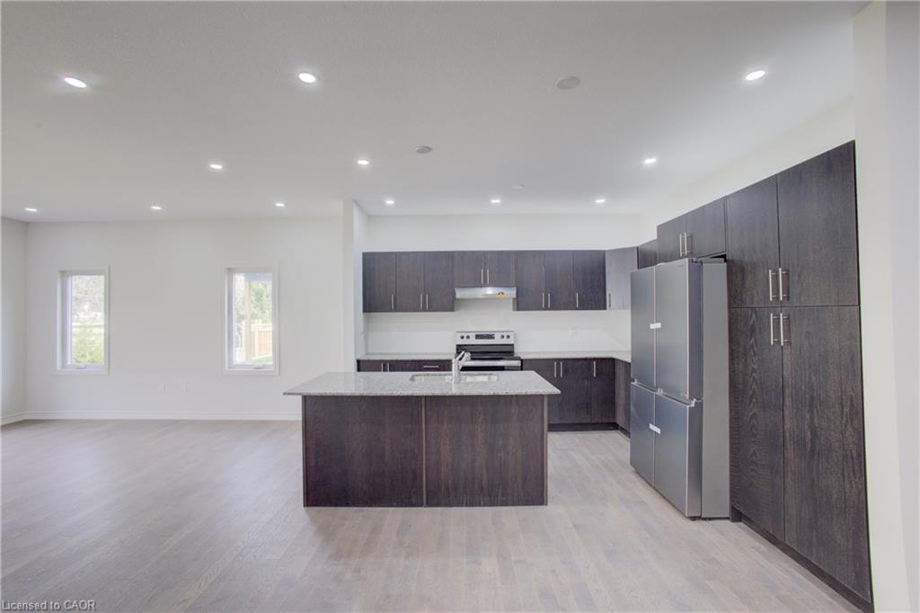 150 Ellen Street Property Photo 12