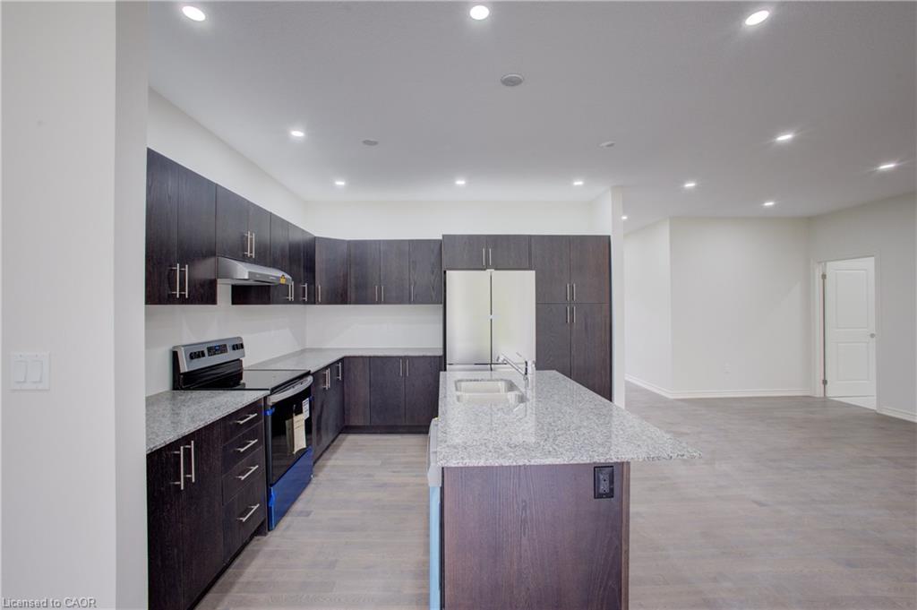 150 Ellen Street Property Photo 14