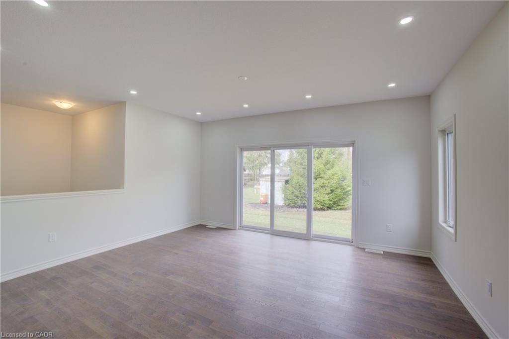 150 Ellen Street Property Photo 17